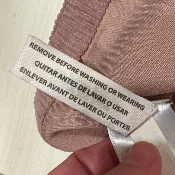 Madewell Corduroy V-Neck Ribbed Top in Mauve - Picture 6 of 8